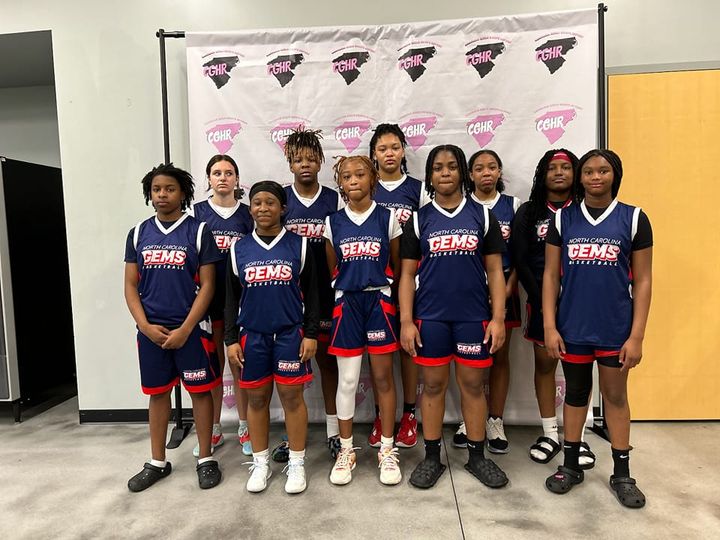 Congratulations to the class of 2027 (8th grade team) for going undefeated (4-0) at the Carolina Girls Hoops Report "Live in the Ville" tournament in Fayetteville, NC this weekend.