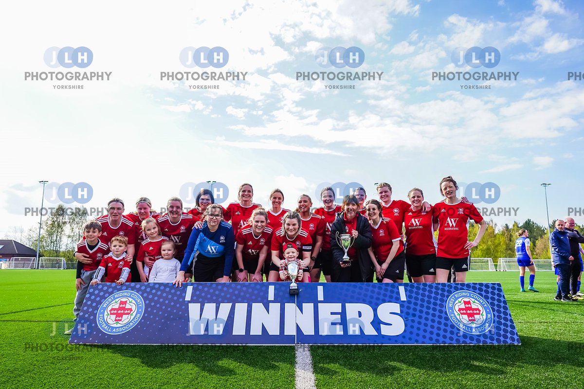 Here are some of the photos from todays cup game between <a href="/PonteCollsFC/">Ponte Colls FC</a> and <a href="/MethleyUTDAFC/">Methley United AFC</a> at <a href="/WestRidingFA/">West Riding FA</a> ⚽📸

All of the photos are available on my website, where you can view and purchase full resolution, watermark free copies - bit.ly/colls-methley-…