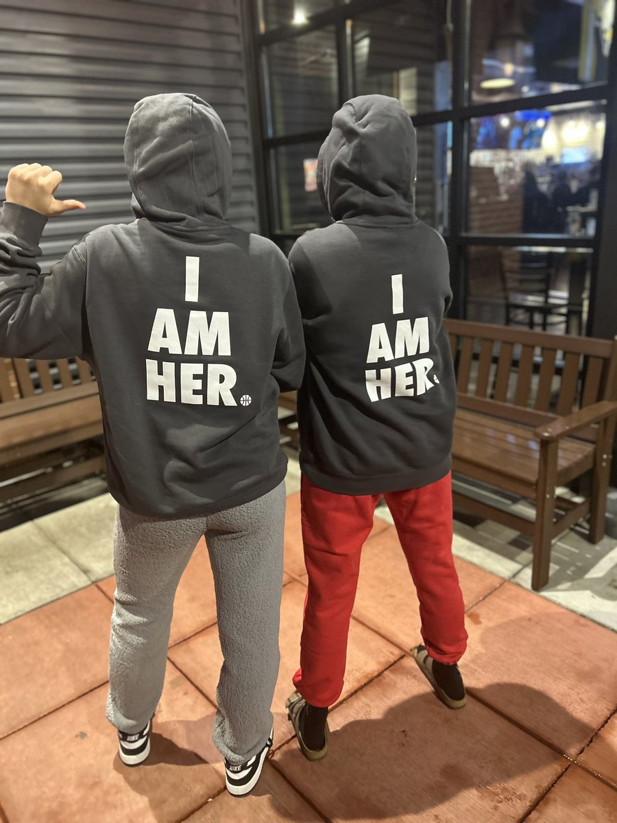 cyndiclark50's tweet image. Official Certified Bucket Get Hers!!! @lauren_clark20 @WilhiteSydney 
#onetwopunch #doubletrouble #dynamicduo  
@FBCMotton @2027Fbcreign  @ashwilhite @rfvann24 @CoachVann35 @UANextGHoops