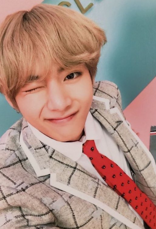 grey taehyung pics (@greylovelytae) on Twitter photo 