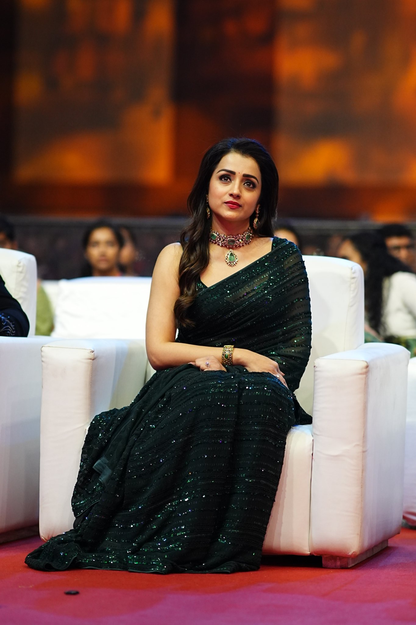 FuaBC05aUAEtIUk?format=jpg&name=large