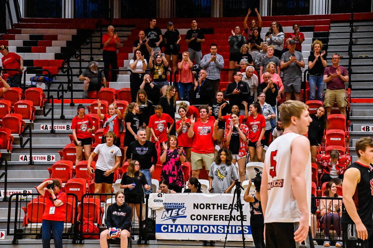 RedFlashMVB's tweet image. We didn't get the results we wanted yesterday, but it was a terrific volleyball season!

Thank you so much to our fans who came out and supported us all season long and made DeGol Arena a special place to play!

🔴⚡️🏐
#GoRedFlash #RedFlashmvb