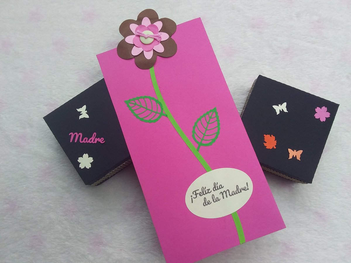 LisethEsquivel's tweet photo. @cinco_zavala Mi emprendimiento : sobres para Mamá, Tarjetas cumpleaños, etc. Recuerdos de eventos bodas, 15 años, baby shower, centros de mesa estamos en Facebook Alaí Cositas y Más. Producto PERSONALIZADO hecho a Mano con Amor https://t.co/bsk9jGcrJj
