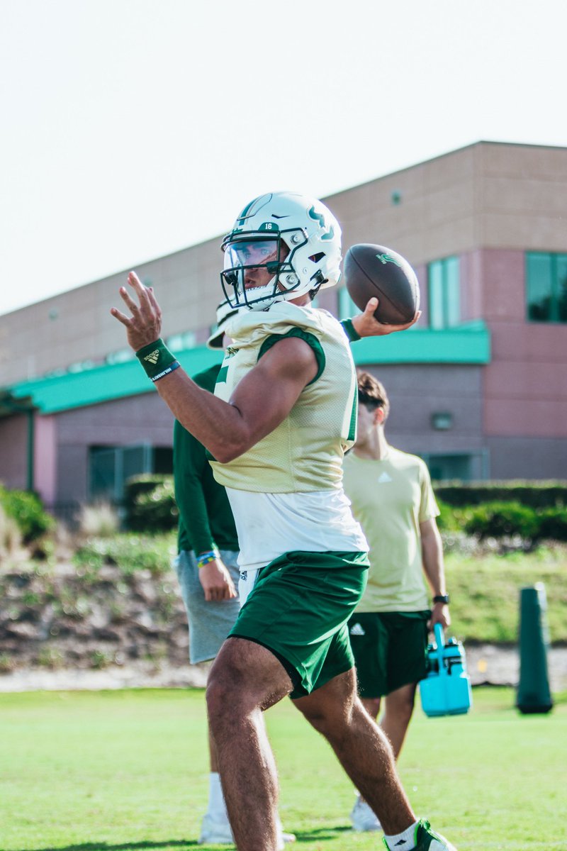 Spring ball✅ <a href="/USFFootball/">USF Football</a> <a href="/Mooney_FB/">Cardinal Mooney Football</a>