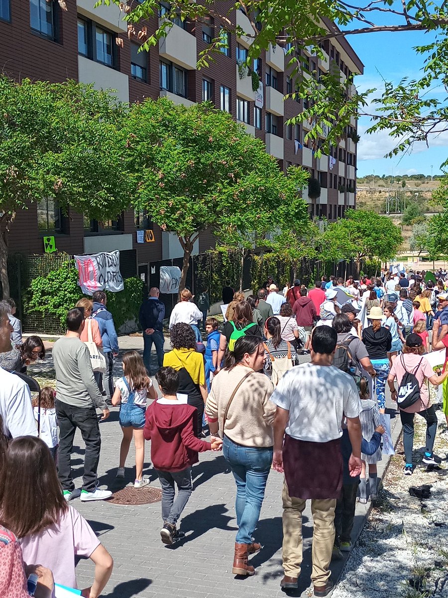Reubicación Cantón Montecarmelo tweet media