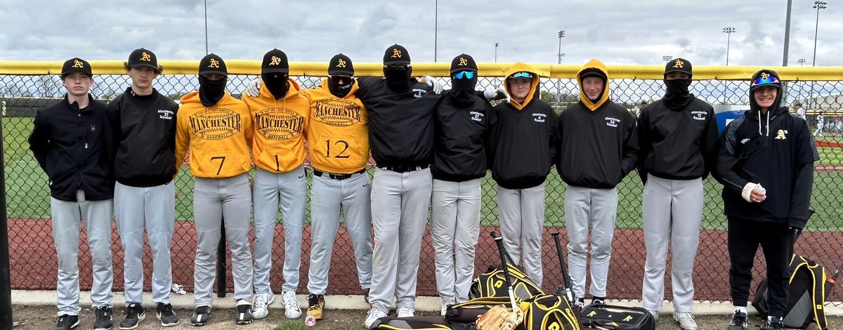 14U squad in the Championship bracket at GrandPark in Indy. Won,tied, and won again on Sat. 🥶42 degrees 🥶 ⚾️🔥🔥 BRING the HEAT and Let’s keep rolling boys ⚾️ Go A’s!