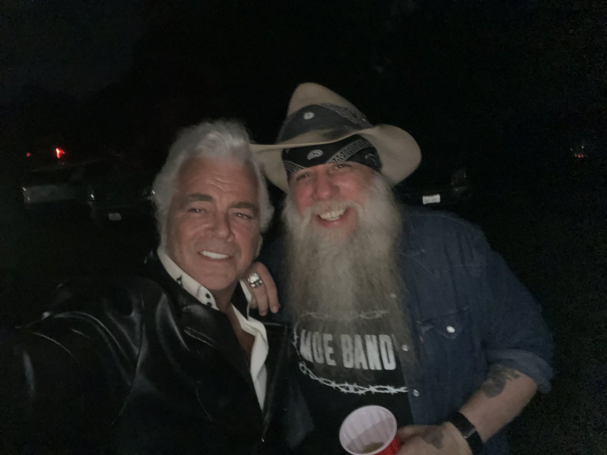 dallasmoore's tweet photo. BadAss Jams with Dale Watson in Spring, Texas last night. I Lie When I Drink and I reckon this morning I need the Hair of the Dog that bit me! #mrhonkytonk #dalewatson #DoubleD #Ameripolitan #texas #outlawcountry https://t.co/BJRg2z0IP0