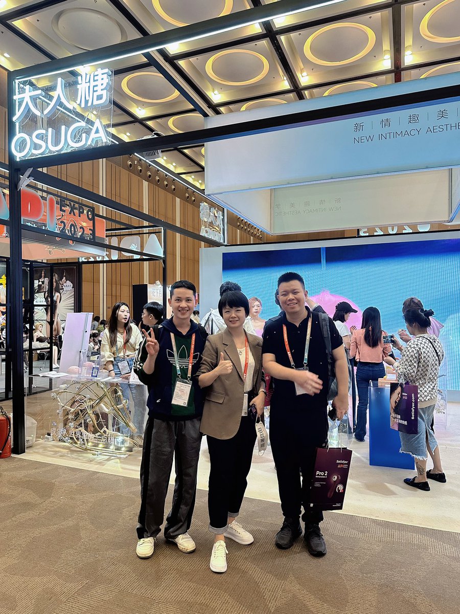 #happytime ❤️❤️#goodvibes #weekendvibes 

#adcexpo #adcshow #shanghaiadcexpo #adc
#api #apiexpo #apishow #shanghaiapiexpo
#ShanghaiAdultProductsShow

#ivantoys #ivannoveltytoys #novelties #ivannovelties #pleasureproducts #adultproducts