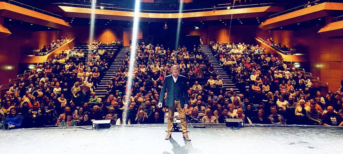 Wow!!! What a night at @TheHelixDublin #Dublin - loads of post show photos with great chat & interest Can you spot yourself in this photo? THANKS everyone for your amazing interest & comments & big thanks Helix staff for your support. #truecrime #truecrimecommunity #murder