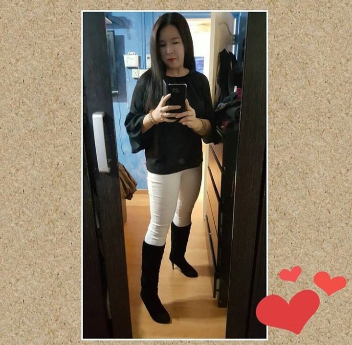 #boots #boot #bootseason #iloveboots #bootlovers #bootlove #thesebootsaremadeforwalking #bootqueen #selfie #selfiequeen #fashionista