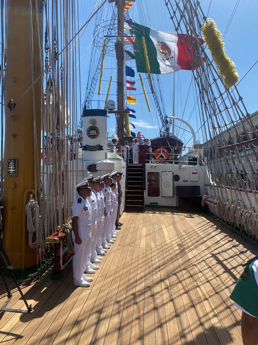 Ipemar's tweet photo. Esta semana, arribó a La Habana, Cuba, el Buque Escuela Cuauhtémoc de la SEMAR, en donde fue recibido por la embajada de México en Cuba. https://t.co/ueMY6dYuyE