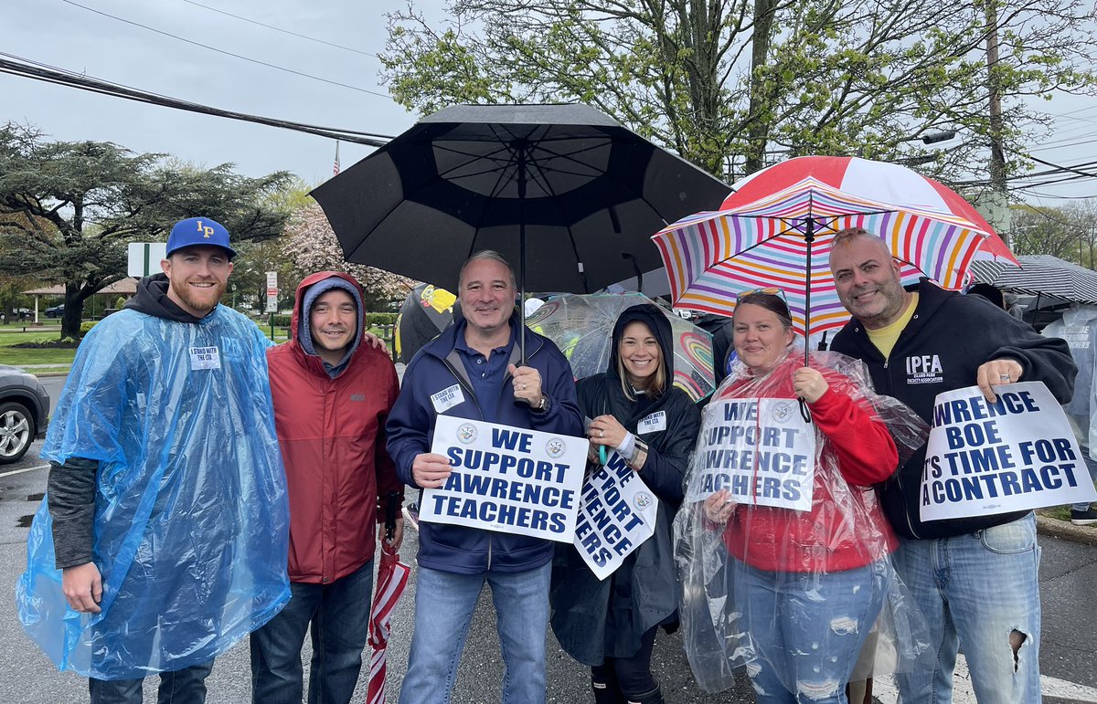 Island Park Faculty Association tweet media