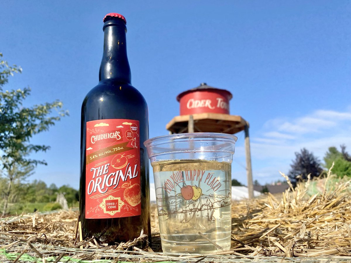 What's a picnic without a bottle of Chudleigh's Hard Cider? Take us with you on your outdoor adventures this #NationalPicnicDay! 🧺
-
#chudleighs #chudleighscafe #blossomcafe #cafe #milton #miltonON #dtmilton #local #shoplocal #Applecider #cider #hardcider #🧺
