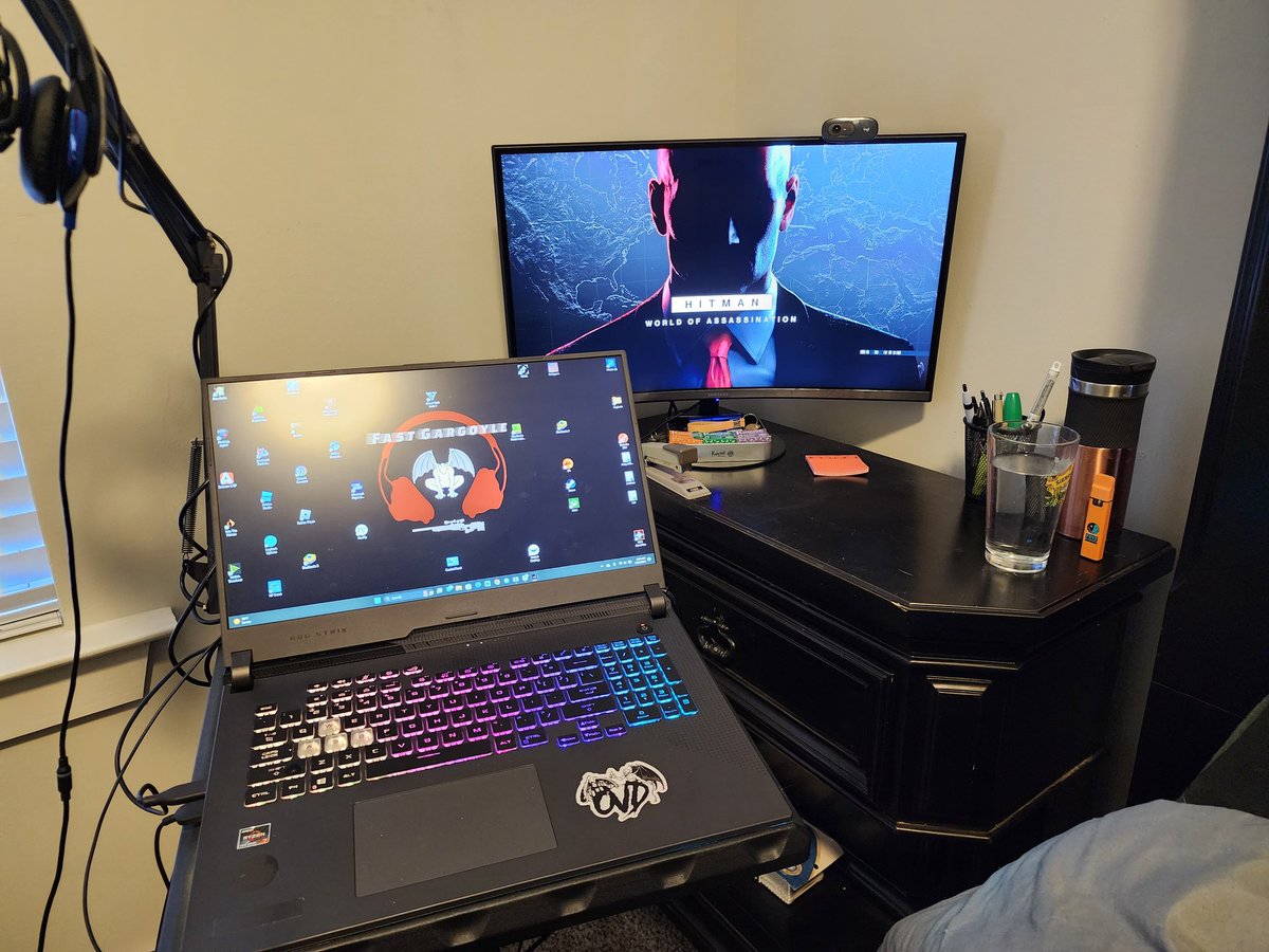 KevinMerk2's tweet photo. A little bit of Hitman to start the morning ! https://t.co/xWNJrWy6j6