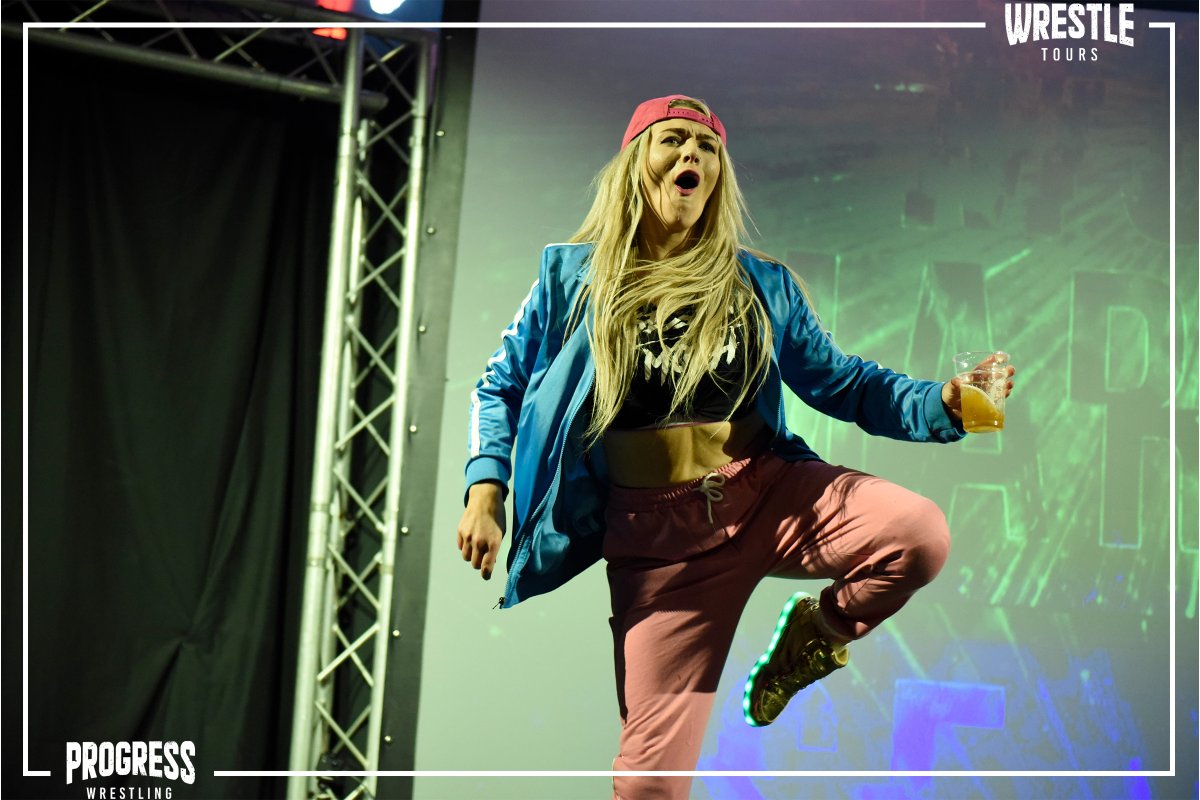 ThisIs_Progress's tweet photo. 🍻 THE PARTY IS HERE!
🔥 The crowd are LOUD as Session Moth Martina makes her way to the ring.
At #Chapter148, LA Taylor cost Session Moth the win against Allie Katch.
👀 This is going to be intense!
#HEAVYMETAL #PROGRESSWrestling https://t.co/tqK5OZJ27b