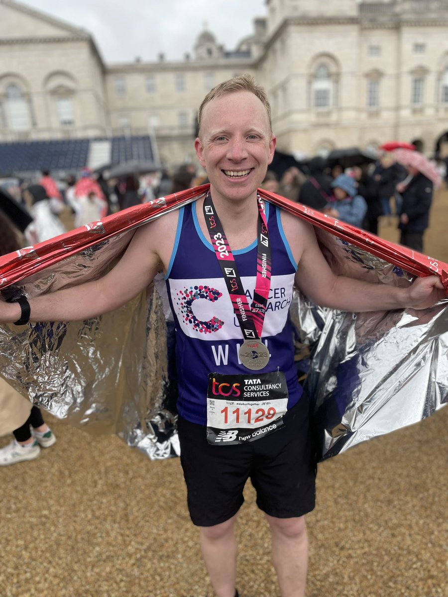 London Marathon 2023 ✅ 3:42:55 A massive massive thankyou to everyone for their sponsorships, and for the thousands who braved the weather in London today. @CR_UK fundraise.cancerresearchuk.org/page/williams-…