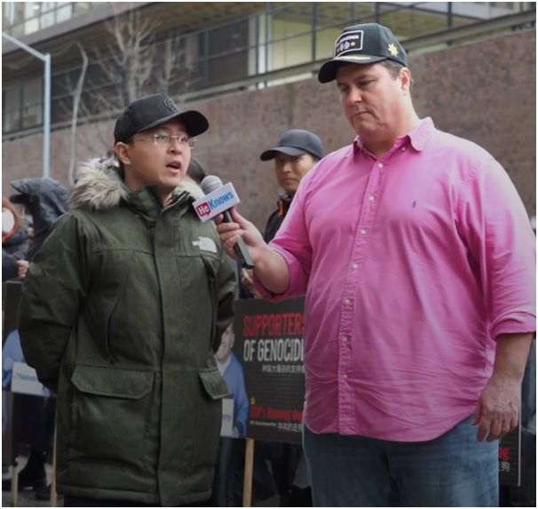 brunei_8964's tweet image. 郭文貴黑幫在新加坡的分支機構：
獅城農場
農場主阿偉，GONG JIANWEI, Nick
A10 項目聯絡人， 文德 +65 8149 9387
還有聯盟宣傳統一行動群的:
管理員     +65 8313 0477
黃瓜哥     +65 8289 6635
人間四月 +65 8395 7076
Teron Ying +65 8660 8888
@SingaporePolice