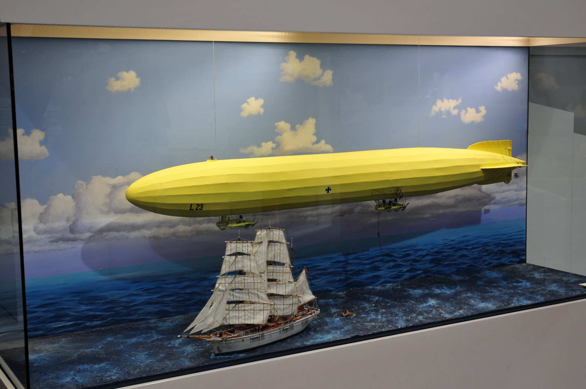 破裂の王笏/Disrupting Scepter LEA Zeppelin LZ66/L23 was used to capture the Norwegian ship