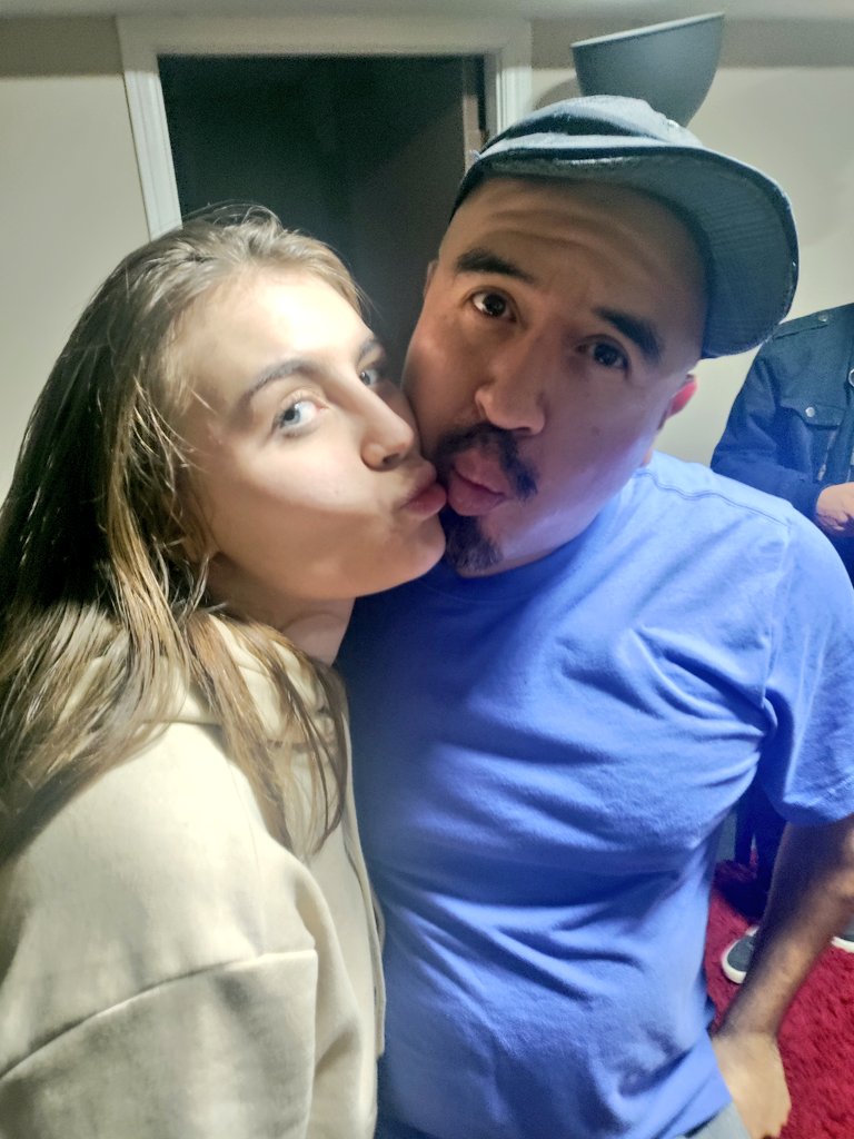 Nacho Vegas on Twitter "Ended the week strong 💪 with _SophiaLocke_