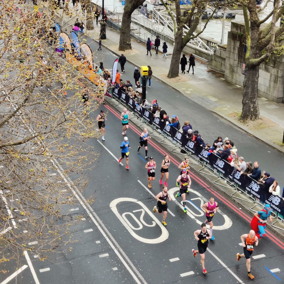 Today I completed the #virtuallondonmarathon while in London cheering on the runners in the #LondonMarathon
Hopefully next year I'll get into the marathon, and if I don't I'll go back to cheer on all the runners taking part again.
Well done to everyone who took part this year.