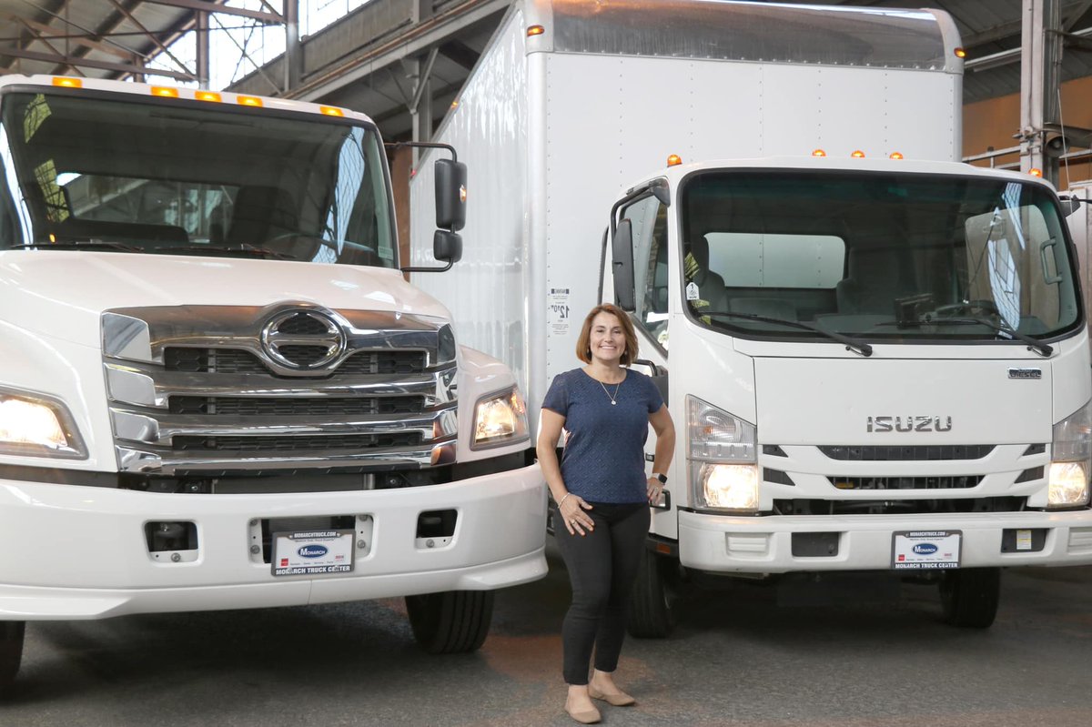 Paula has been in the trucking business for 25 years. She's currently in truck sales and leasing at @monarchtruck. Way to go, Paula! 👏

#WomenInTrucking