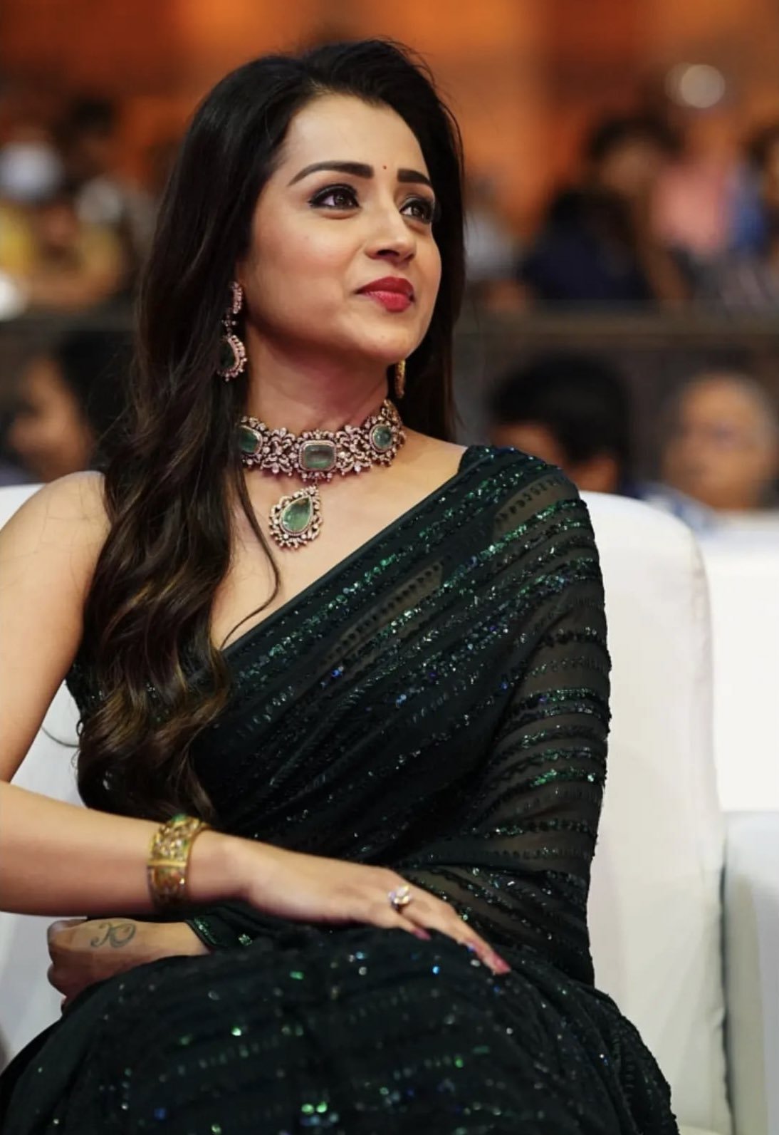 FuaUqRIacAAo7jY?format=jpg&name=large