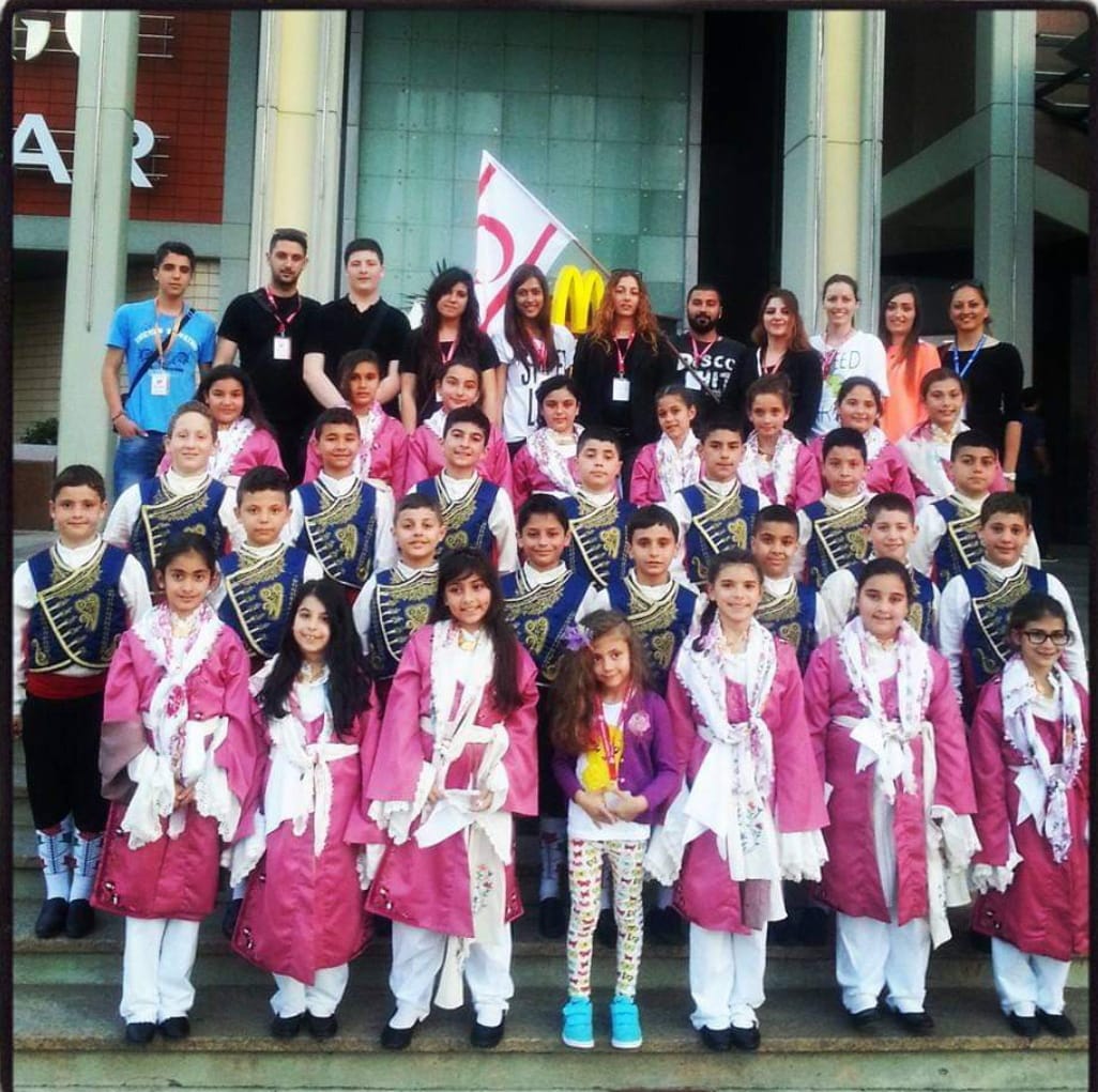 Ne güzeldi 23 Nisan'lar. Mutlu, umutlu tamdık. Şimdi buruk, umutsuz, eksik kaldık.
#isiasadaletnoebeti 
#isiasortakdavamız