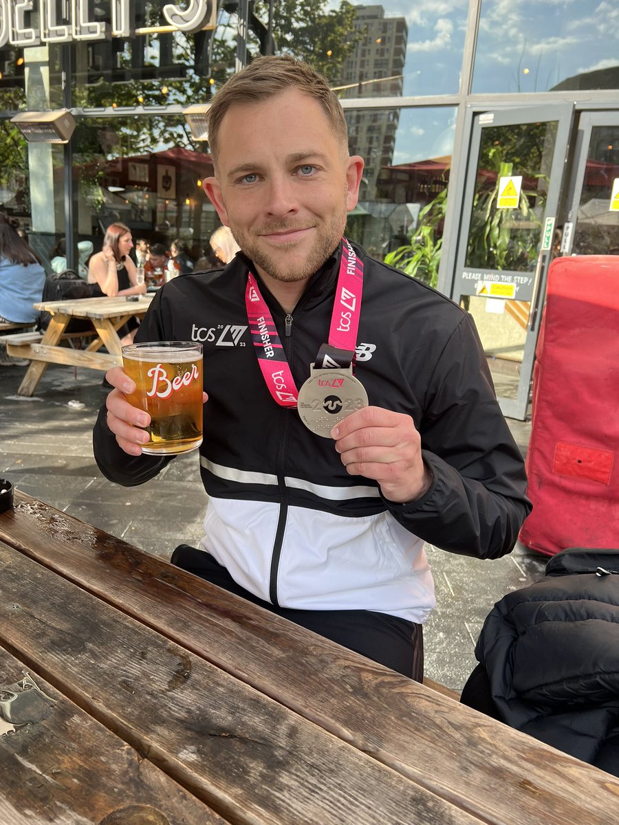 That was truly gruesome, and what a relief to get it done. Completely blown away and very emotional about all the support and donations for @DemelzaCharity. Some very deep and dark moments after mile 20. First drink in four months consumed. What a day 🙌 #LondonMarathon