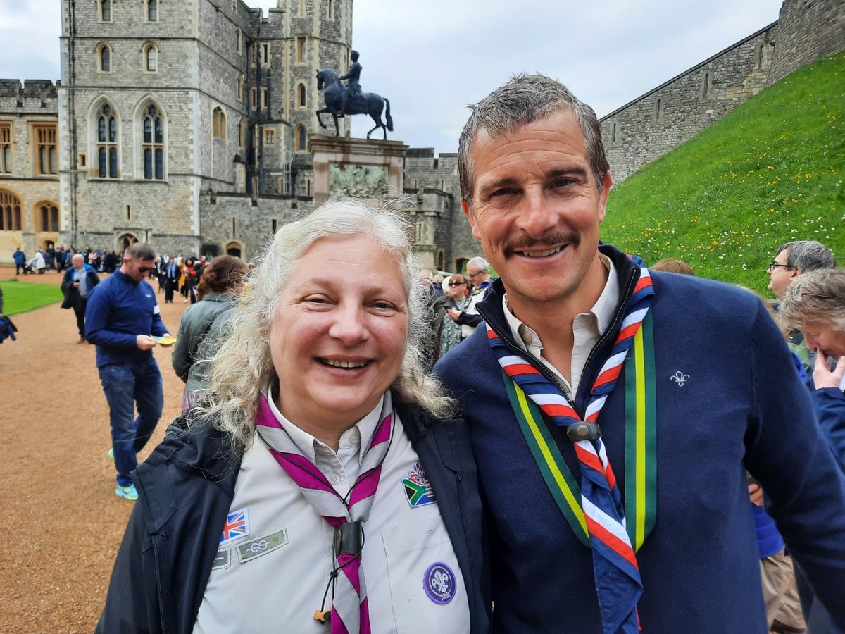 Great to meet @BearGrylls at Windsor today! @HertsScouts