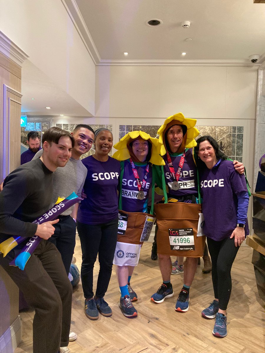 scope's tweet photo. Thank you so much to everyone on #TeamScope today.
It's been wet. It's emotional.
But you've all done your bit in helping us achieve disability equality π
#LondonMarathon https://t.co/S3vVFV8Vw2