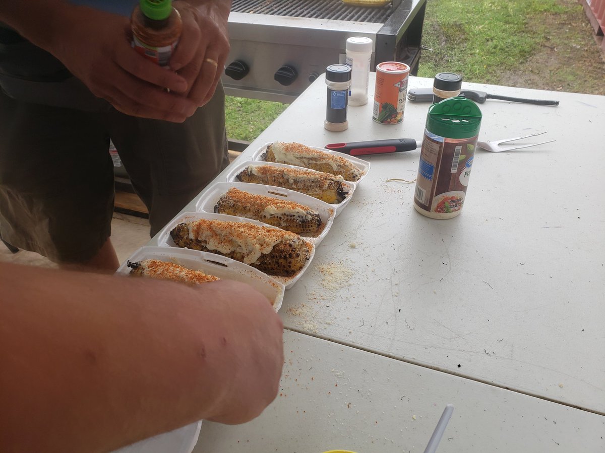 WrestlingSk's tweet photo. Corn is ready!! #springkleinwrestling #Spacecityduals https://t.co/ULwKDATqwg