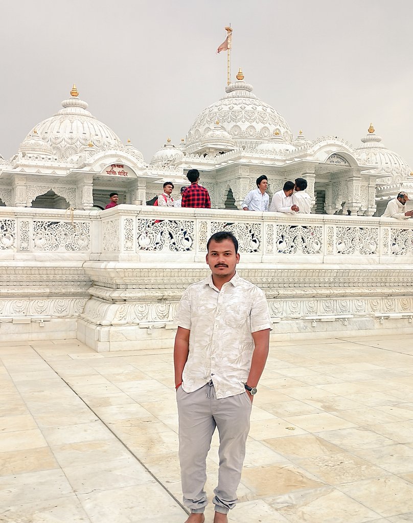 AdvSandeepUP54's tweet photo. राधे राधे 🛕 https://t.co/zR1cXU07Ty