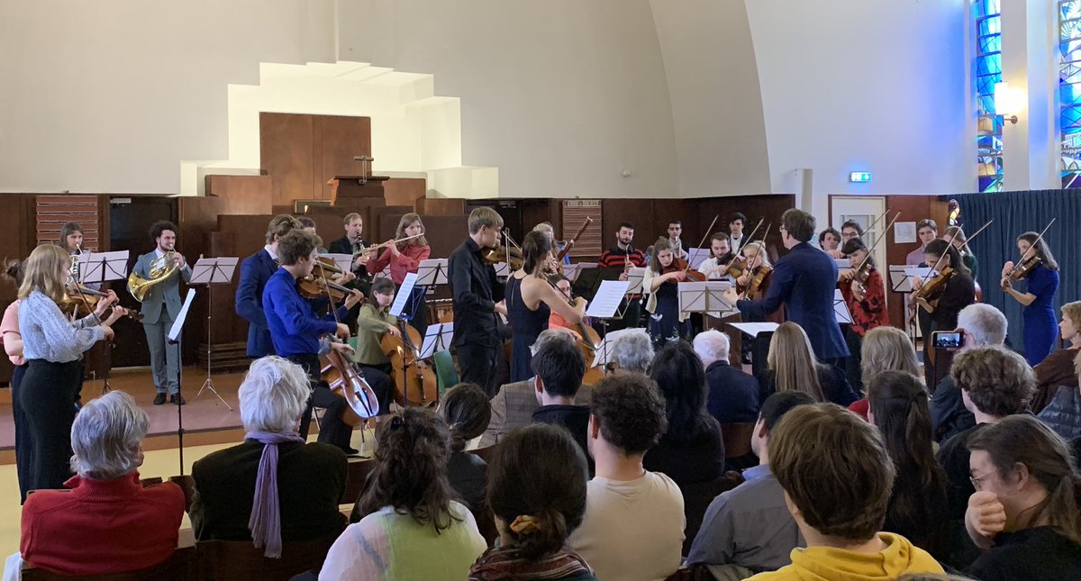 This was a wonderful Sunday afternoon with amazing pieces  of ‘our’ PM-Orkest and two short lectures by Prof @scramsey6 of @LeidenHum at Cultuurhuis Oegstgeest. bit.ly/43Uawy3