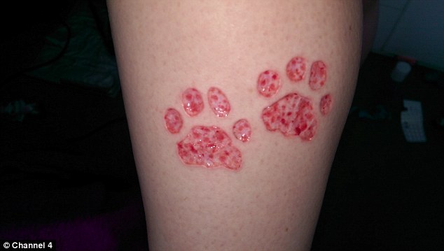 BloodyLoveBite's tweet photo. CW scarification. https://t.co/2h9ILEJak4