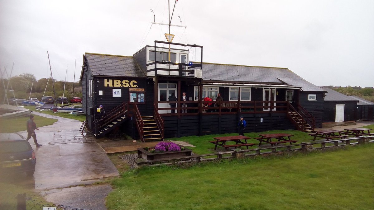 MartinTarling's tweet photo. Galley Cup today. Only 6 takers😟 probably due to the forecast, lack of wind &amp; rain! Turned into a mini Laser open😁. https://t.co/QdfXKspe4G