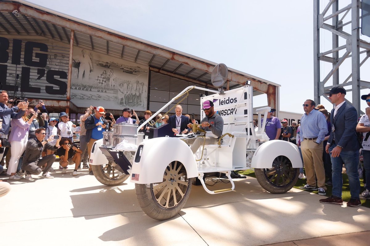 TALLADEGA's tweet image. .@NASCAR 🤝 @LeidosInc