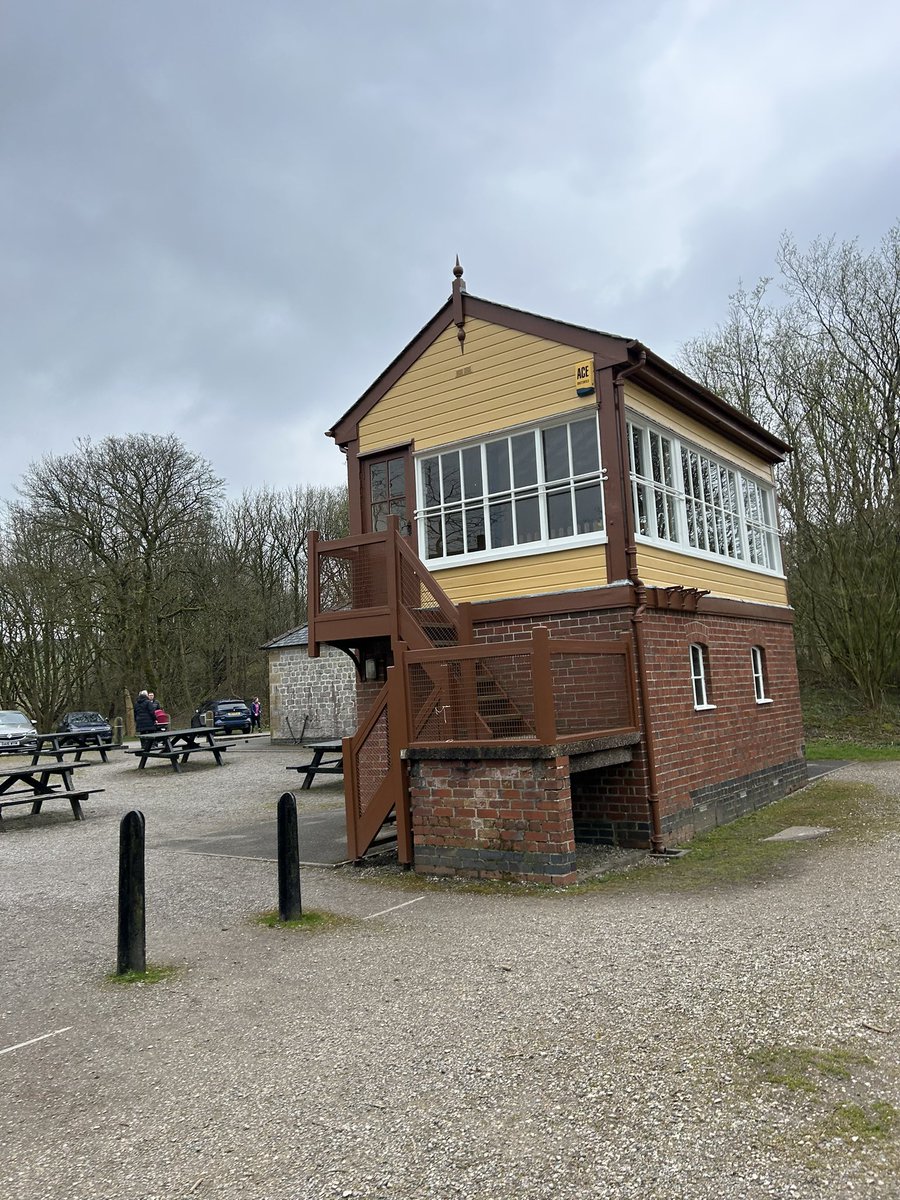 wheresw90458208's tweet image. Todays find on the #Tissington #trail whilst running. The #signalbox has been beautifully restored #railways @bordersbeeching