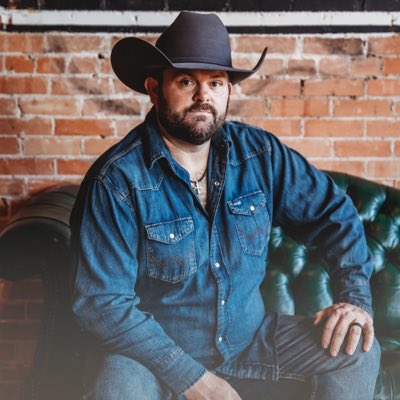 jameslannmusic's tweet photo. #NewProfilePic https://t.co/Ru7unfgJwQ