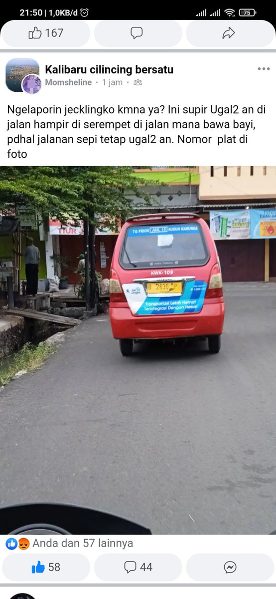 achmadmus's tweet photo. @PT_Transjakarta halo selamat malam, min ini gimana udah banyak laporan dimedsos supir yg ugal²an, apa trus didiemin sampai ada jatuh korban kecelakaan? Sya pribadi udh sering bgt ngalamin supir jaklingko arogan ga jaga jarak dibelakang motor sya sampe nempel itu membahayakan sya https://t.co/1sPEyd28Ni
