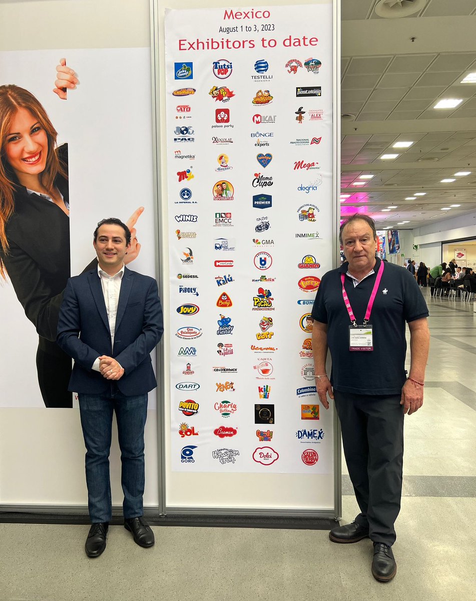 ConsulMexFrk's tweet photo. 4️⃣ #ConsulMexFrankfurt presente en la Feria Internacional del Dulce en Colonia #ISM2023 🤝🏻Empresas mexicanas🇲🇽 exponen sus productos en 🇩🇪#Colonia 🍡🧁🍫  
🍭Participaron: @ChipiletaMX #Aztecaconfiteria @DulcesKalu @dulcesjovy #Caramelosdonpicoso #GrupoGEFCC @CONFITEXPO2023 https://t.co/lnx6orytD3