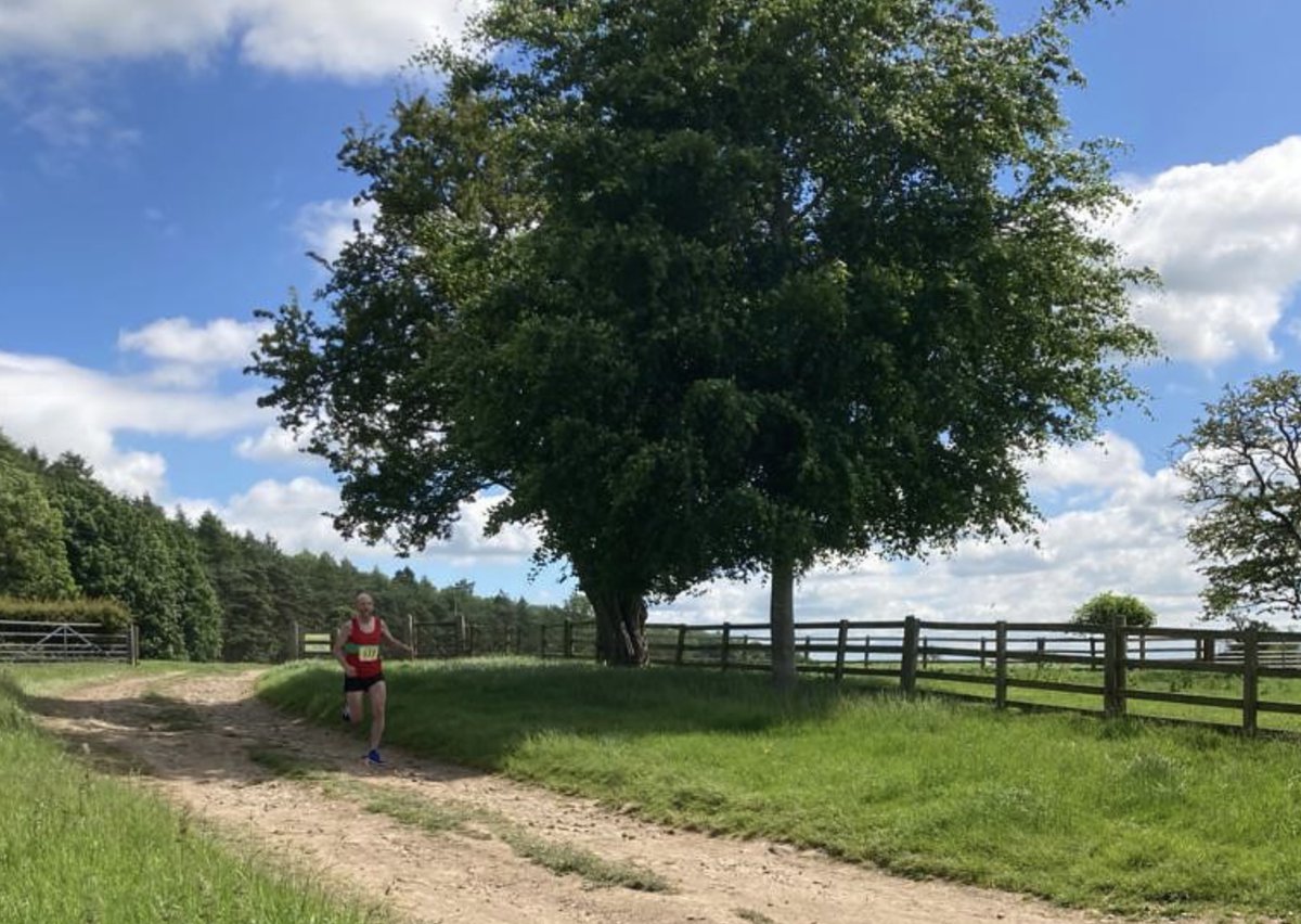 BL10K's tweet photo. It’s only 50 days to the Burton Leonard 10k and 3k Junior race (chipped for first time). Info and sign up at https://t.co/xDV84NAa35 https://t.co/AuVGE06ULK