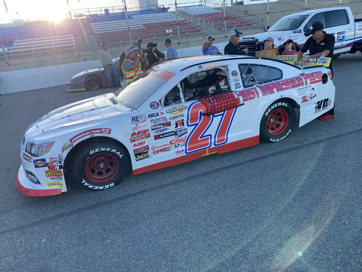 fcrteam27's tweet photo. Started the day out with brake issues, some radio issues in practice. We were able to fix everything for the race. Bobby fought a loose car all race and we were able to bring it home P12. 

#ARCAMenards #nascarracing #chevy #chevyracing #kerncountyraceway #CampingWorld #floracing https://t.co/mXQs6qiEi4