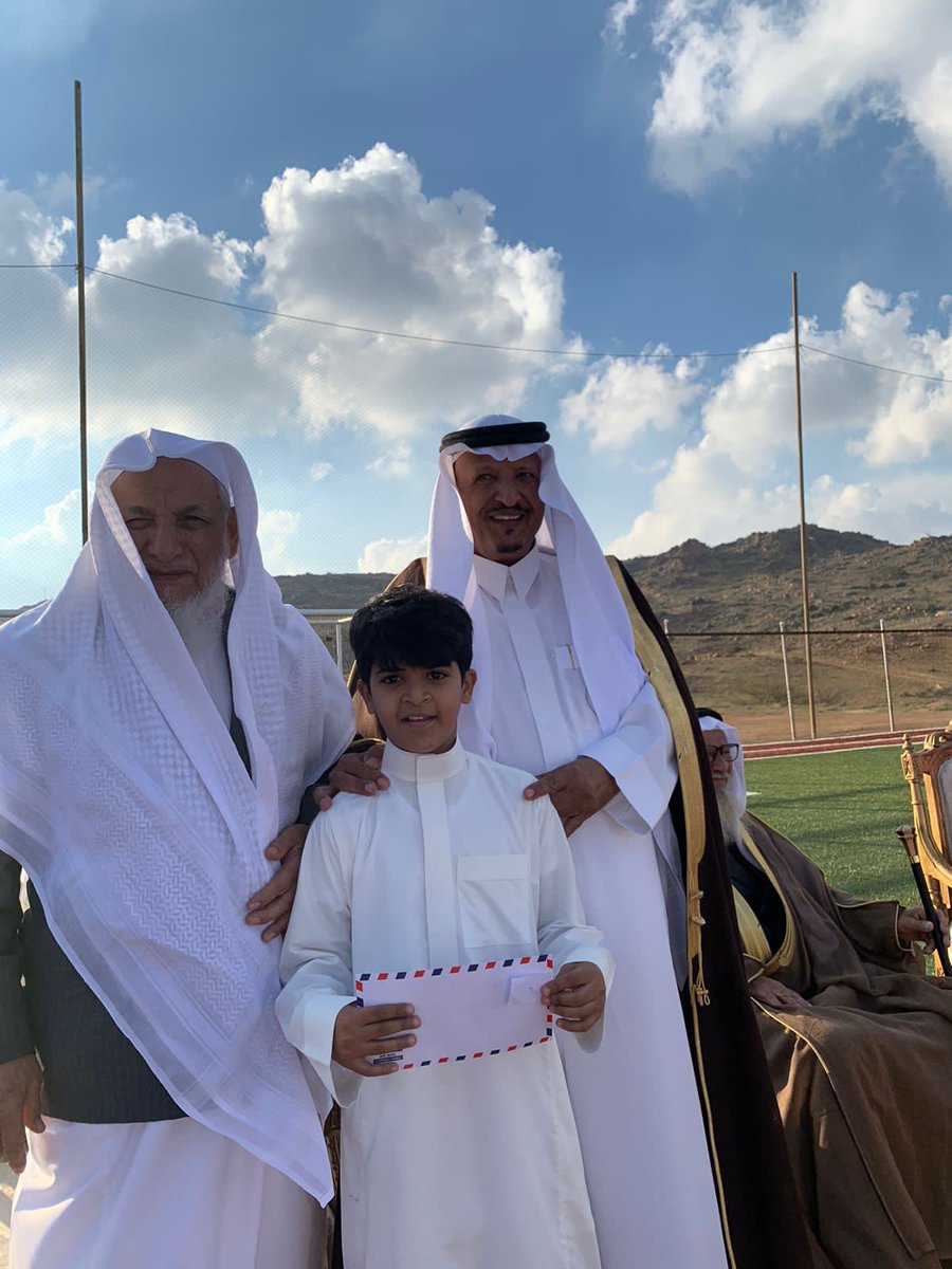 nabdasir's tweet photo. 💫مجتمع #عسير 
ضمن مبادرات ⁧#أجاويد⁩ التي أطلقتها ⁧#هيئة_تطوير_عسير⁩   أقيم عصر اليوم حفل معايدة قبيلة آل سرحان  بحضور الشيخ سعد بن عبدالله بن ثابت  

رصد
⁦@lgk_d8 https://t.co/N5CWpUQWez