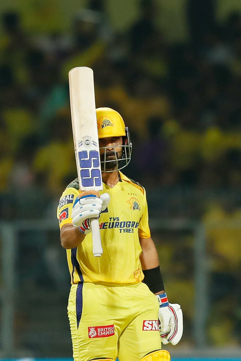 TeamAjinkya's tweet photo. 71 Runs
29 Balls
6 Fours
5 Sixes
244.83 Strike Rate

Unbelievable Hitting By Rahane 🤩

📸 - IPL

#KKRvCSK #Yellove #WhistlePodu https://t.co/IWukIcaSp4