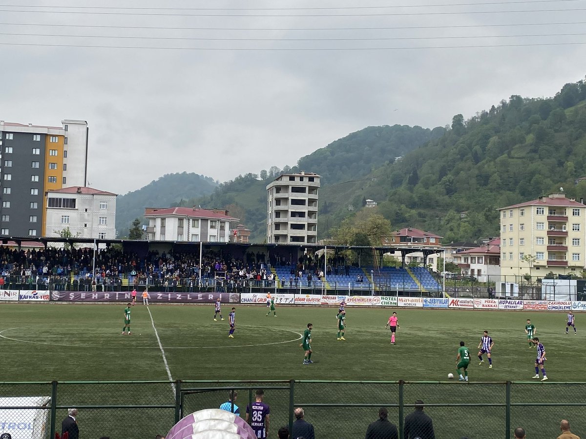 farukcelikcomtr's tweet photo. Bugün oynanan karşılaşmada Büyükçekmece Tepecikspor’u 2-1 mağlup eden Hopasporumuzu tebrik ediyorum. https://t.co/sRqOC1iGKA