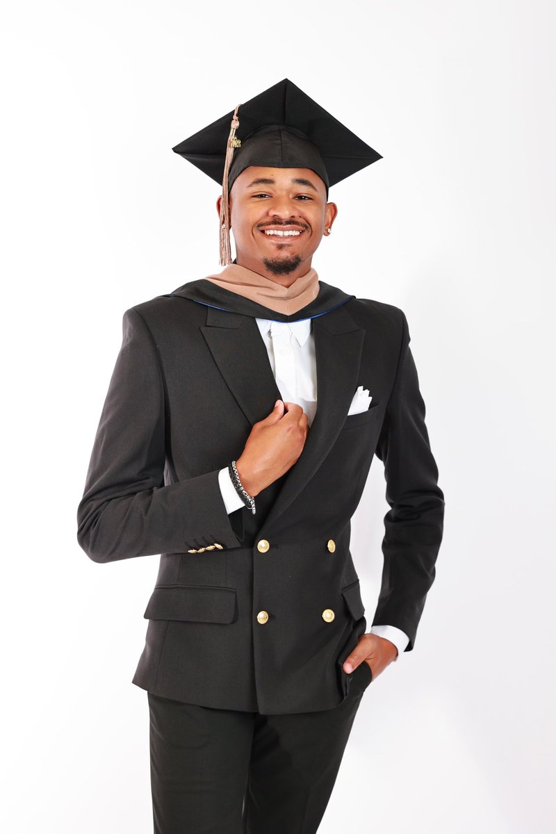 J_Prince96's tweet photo. I didn’t come this far just to come this far…🎓

May 13th I will be receiving my MBA from Georgia Southern University. It was tough but through family and prayers I was able to reach my goal. This is only the beginning…….

-Justin Prince, MBA. https://t.co/v42q1OQQOq