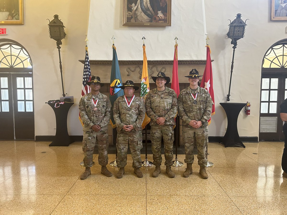 Troop2nd's tweet photo. The Order of Saint George Medallion is the top award given to members of the Army's mounted force by the United States Armor Association. Congradulations to Assassin’s newest members SSG Otipoby and DS Szabelak. https://t.co/zh4ibkjA3H