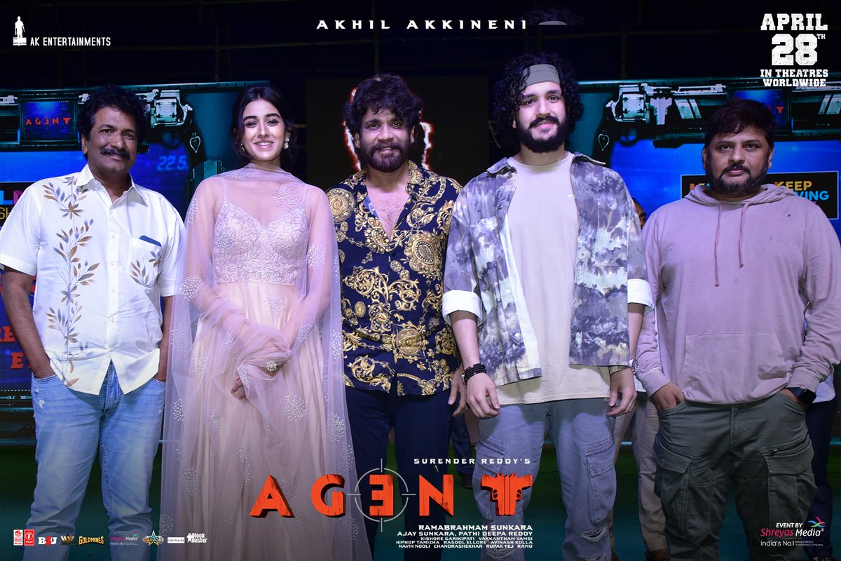 AKentsOfficial's tweet photo. Team #AGENT wraps up the Grand Pre Release Event with the wild energy of WARANGAL 💥

All set to give u all a wild experience IN CINEMAS FROM APRIL 28th ❤️‍🔥

#AgentOnApril28th

@AkhilAkkineni8 @mammukka @sakshivaidya99 @DirSurender @AnilSunkara1 @AKentsOfficial @shreyasgroup https://t.co/tDMWFordPO