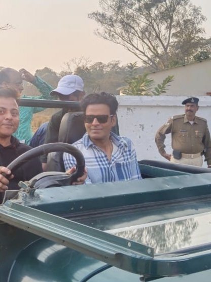 Wishing you a very Very Happy Birthday Sir <a href="/BajpayeeManoj/">manoj bajpayee</a>