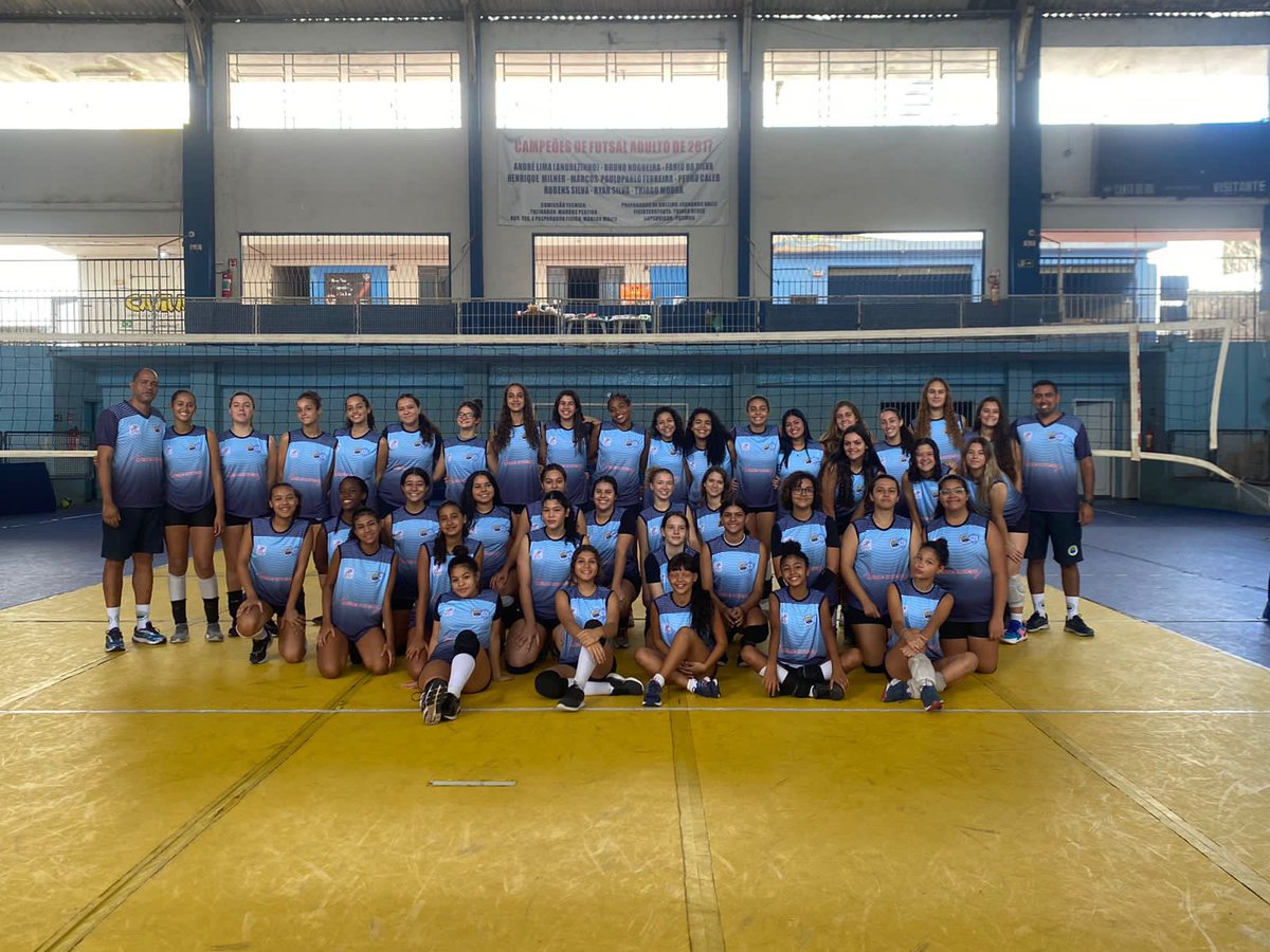 A BASE VEM FORTE! 💪🏾

Neste final de semana foi realizado em parceria com o nosso patrocinador <a href="/mazinho/">mazinho</a>.injetores, a entrega dos uniformes de base do NVC! É a nova geração vindo com tudo! 👊🏾

⚠️ Em breve teremos novidades na categoria. 

#NiteroiEsportes
